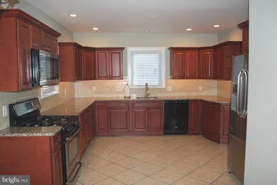 845 Summit Grove Ave, Bryn Mawr, PA 19010 - photo 7