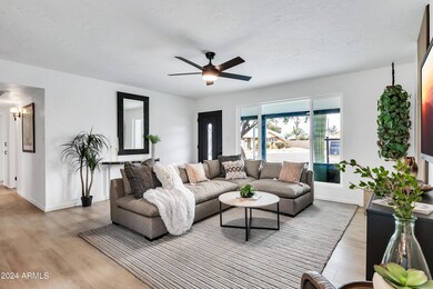 2218 N 79th St-10