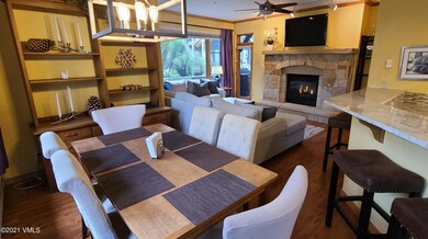 st dining living