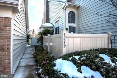 10839 Luxberry Dr, Rockville, MD 20852 - photo 3