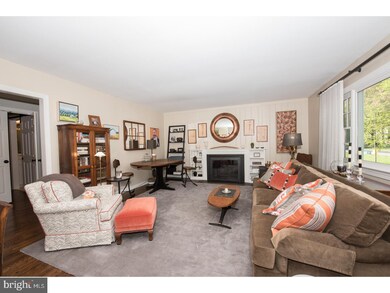 908 Deer Rd, Bryn Mawr, PA 19010 - photo 5