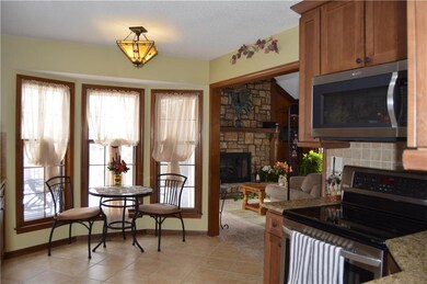 7907 Rene St, Lenexa, KS 66215 - photo 4