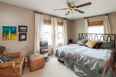 2411 Dunlay Ct unit A, Waukegan, IL 60085 - photo 3