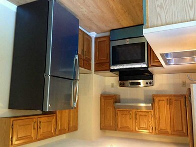 1904 Pinewood Dr unit 1904, Smithfield, RI 02917 - photo 5