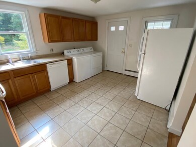 318 Main St, Townsend, MA 01469 - photo 2