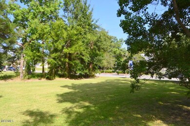 Front toward Sidewalk