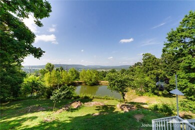 Breathtaking pastoral views of the valley below.
