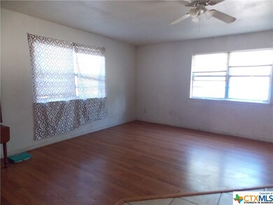 1209 Little St, Copperas Cove, TX 76522 - photo 5