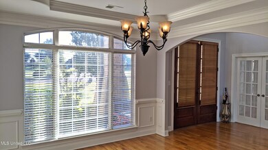 3643 Dining Room 1