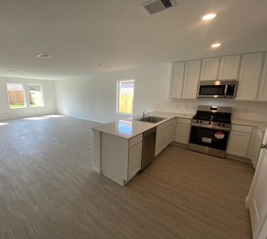 26500 Rose Creek Dr, Cleveland, TX 77328 - photo 6