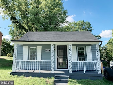 5710 Hemlock Tree Ln, Capitol Heights, MD 20743 - photo 2