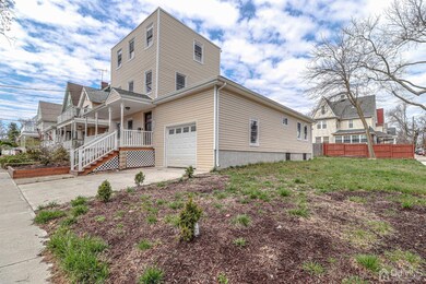 40 Lewis St, Perth Amboy, NJ 08861 - photo 3