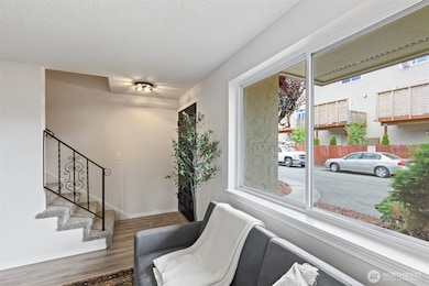 328 9th Ave SE unit D5, Puyallup, WA 98372 - photo 4