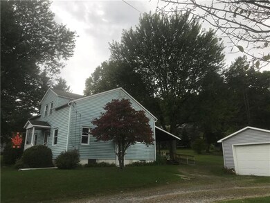 Cozy 3 Bedroom 2 Full Bathrooms Home with Detached Garage