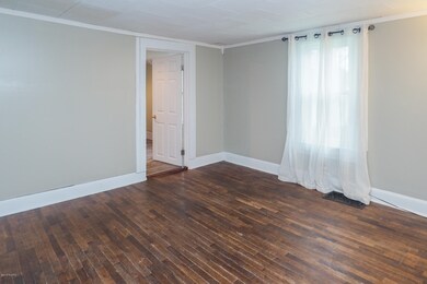 411 S. Jefferson St, Marshall (114 of 25