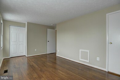 9320 Cross Timbers Ct, Laurel, MD 20723 - photo 7