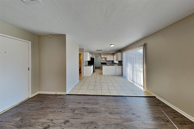 8327 Maple Acres Dr, Houston, TX 77095 - photo 3