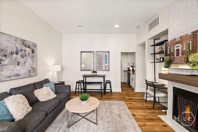 105 W Oglethorpe Ave unit 203, Savannah, GA 31401 - photo 4