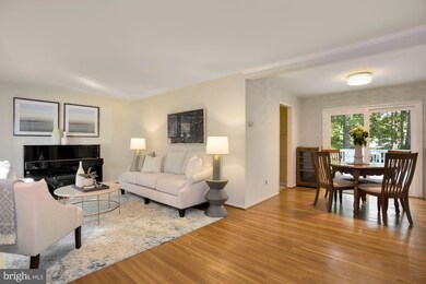 4211 Middlebrook St, Fairfax, VA 22032 - photo 3