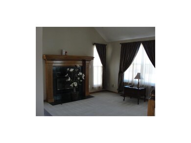 702 Canter St, Raymore, MO 64083 - photo 2