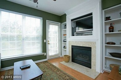 21832 Elkins Terrace unit 21832, Sterling, VA 20166 - photo 4