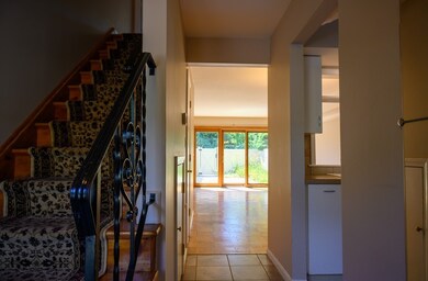 904 Windsor Dr, Framingham, MA 01701 - photo 7