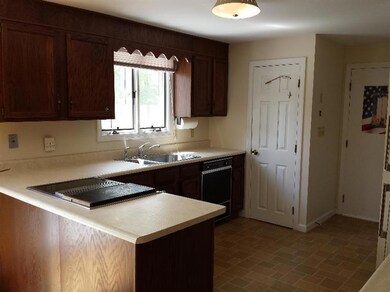 125 Stonehedge Rd, Barnstable, MA 02630 - photo 6