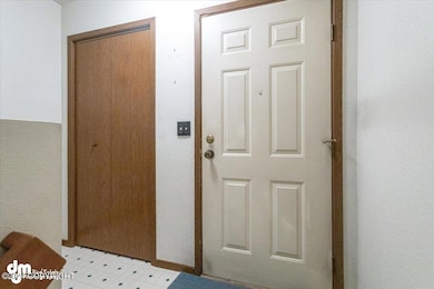 04-front entry_IMG_1233