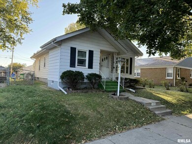 1849 44th St, Rock Island, IL 61201 - photo 2