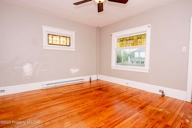963 Scott St, Wilkes Barre, PA 18705 - photo 5