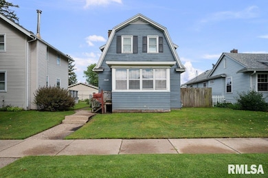 1549 39th St, Rock Island, IL 61201 - photo 2