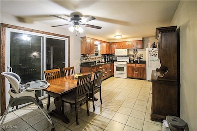 6333 Warren Sharon Rd, Brookfield, OH 44403 - photo 7