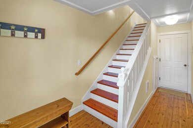 Entry Foyer