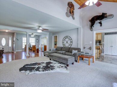 686 Cedar Grove Rd, Winchester, VA 22603 - photo 5