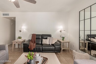 9825 N 44th Ave unit 2, Glendale, AZ 85302 - photo 7