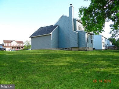 7949 Galloping Cir, Windsor Mill, MD 21244 - photo 3