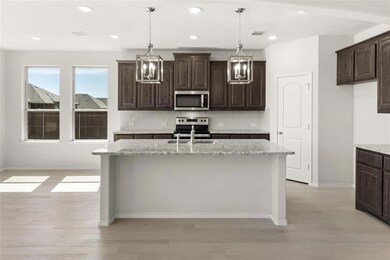 200 Magnolia Dr, Azle, TX 76020 - photo 2