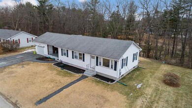 5 Denise St, Nashua, NH 03063 - photo 3