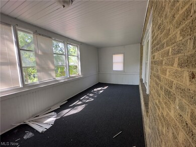 13115 Crennell Ave, Cleveland, OH 44105 - photo 3