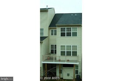 9116 Marlove Oaks Ln, Owings Mills, MD 21117 - photo 2