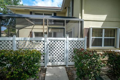 31 Clinton Ct unit D, Royal Palm Beach, FL 33411 - photo 2
