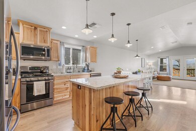 batch_06-1184NEBeaconDr-013