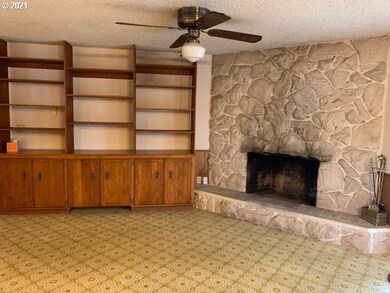 595 N Cedar St, Canby, OR 97013 - photo 6