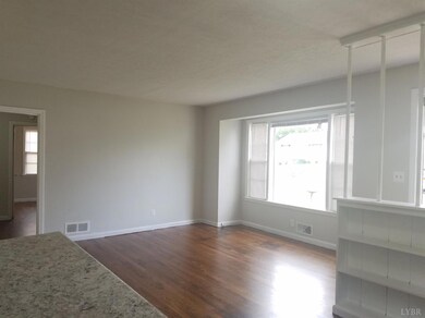 762 Crestwood Cir, Lynchburg, VA 24502 - photo 2