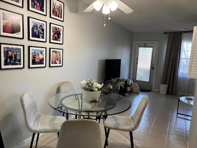 243 Northampton M unit 2430, West Palm Beach, FL 33417 - photo 4