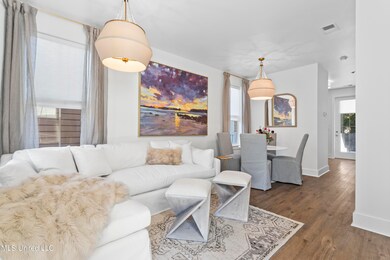 2207 Government St unit 14, Ocean Springs, MS 39564 - photo 2