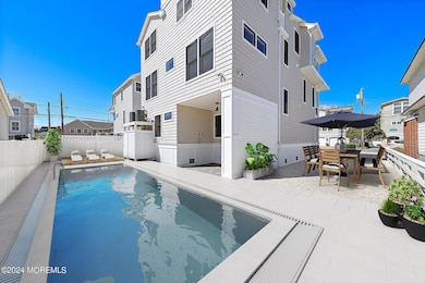 Virtually Staged pool