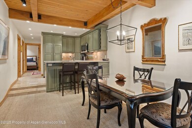 05-610SWEndSt#D203_24042605