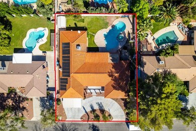 3708 S Rosecrest Cir, Las Vegas, NV 89121 - photo 2