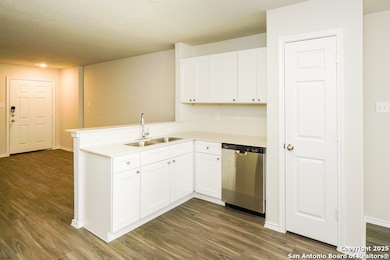 707 Belle Watling, San Antonio, TX 78221 - photo 2